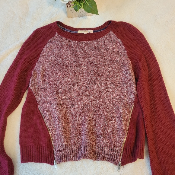 Sweater Bundle - Picture 2 of 4